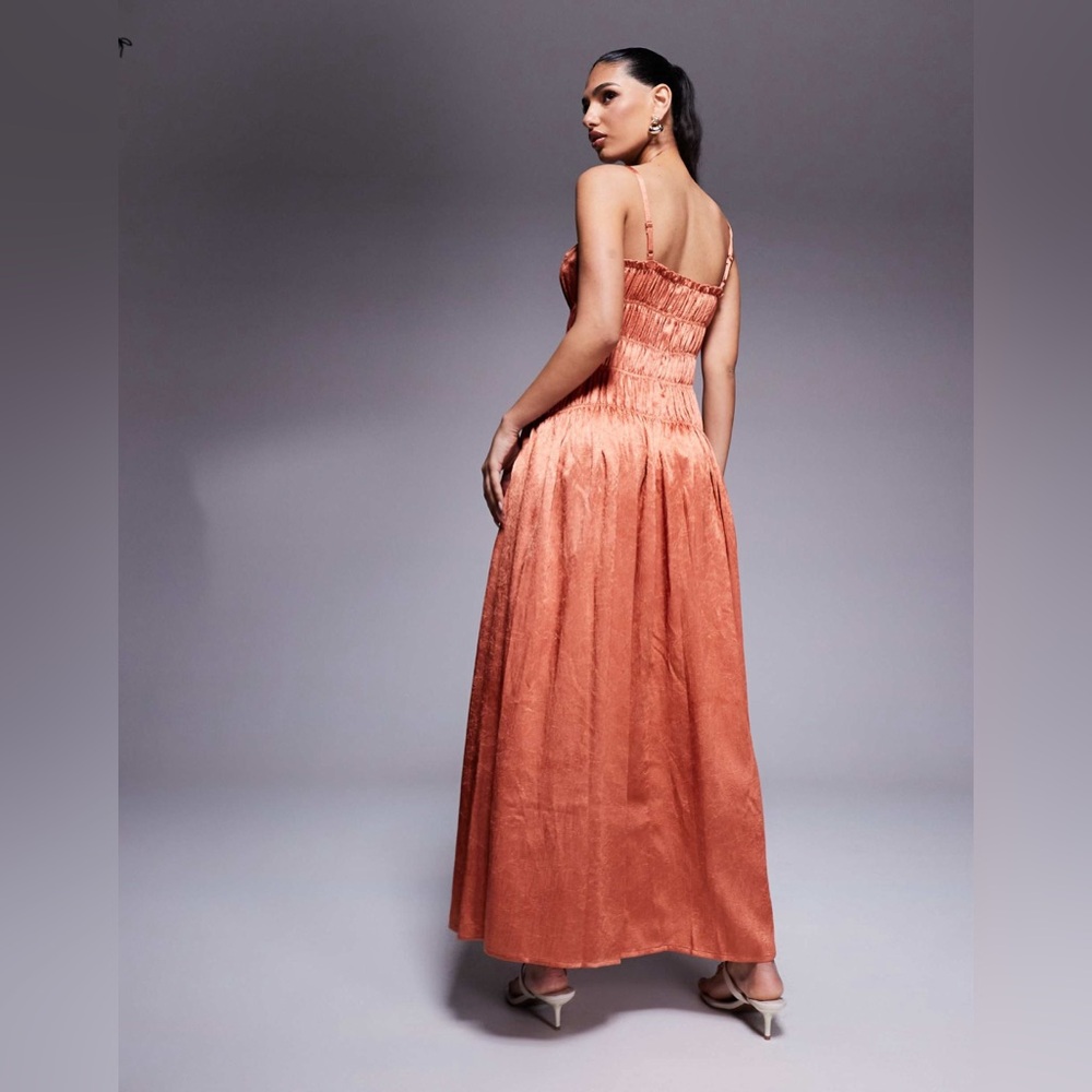 ASOS DESIGN crushed satin smocked bodice maxi dress in copper women’s Size 4 - Picture 3 of 9